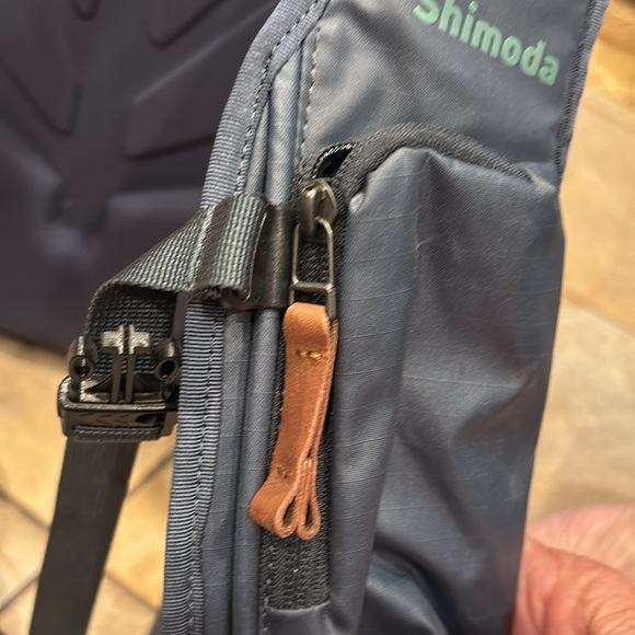 SHIMODA DESIGNS EXPLORE 40 BACKPACK Like New 24x14x10 Blue Night - Picture 7 of 16